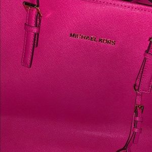 Hot pink tote bag